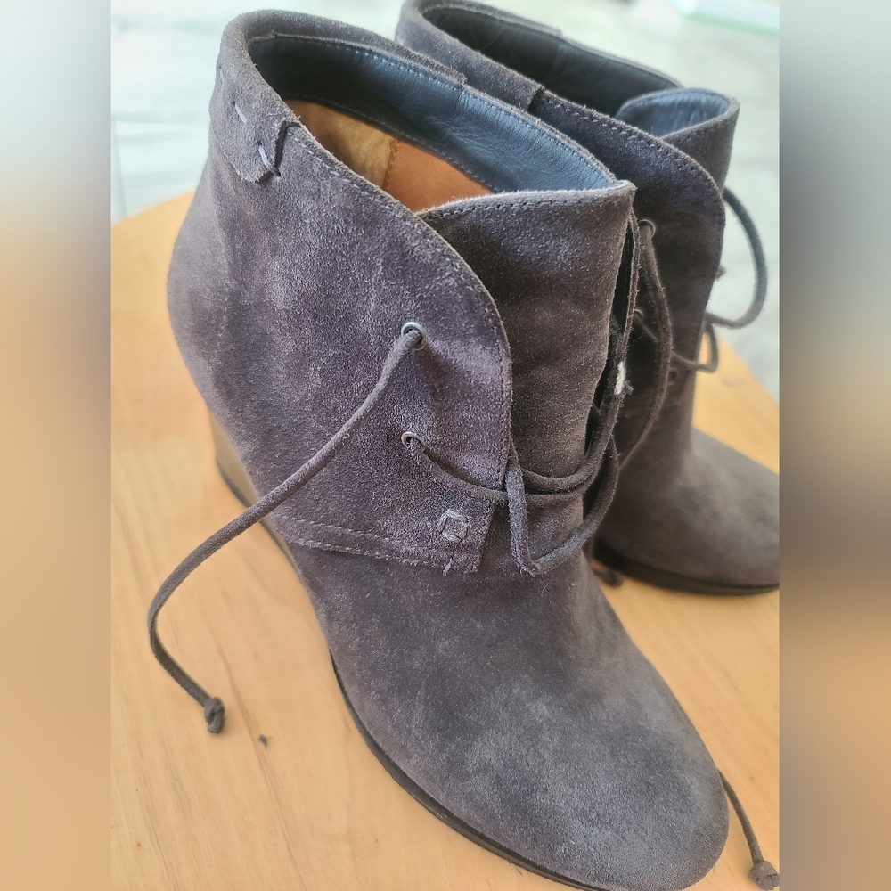 Via Spiga Sophie Gray Suede Ankle Boots